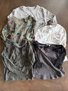 Old Navy Kids Long-Sleeve Thermal Tops - Olive Green, White, Gray, Black (5)